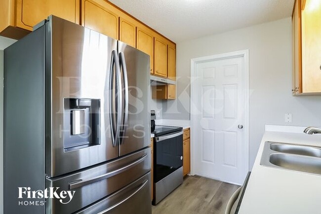 Foto del edificio - 129 Glengariff Ln