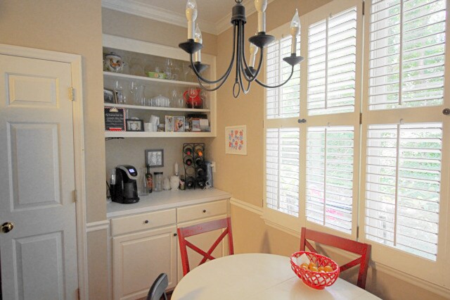 Building Photo - Charming 3 Bedroom Colonial Home only 10 Minutes from Duke!