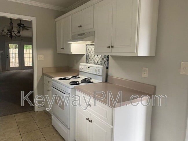 Building Photo - 3049 Abba Dr