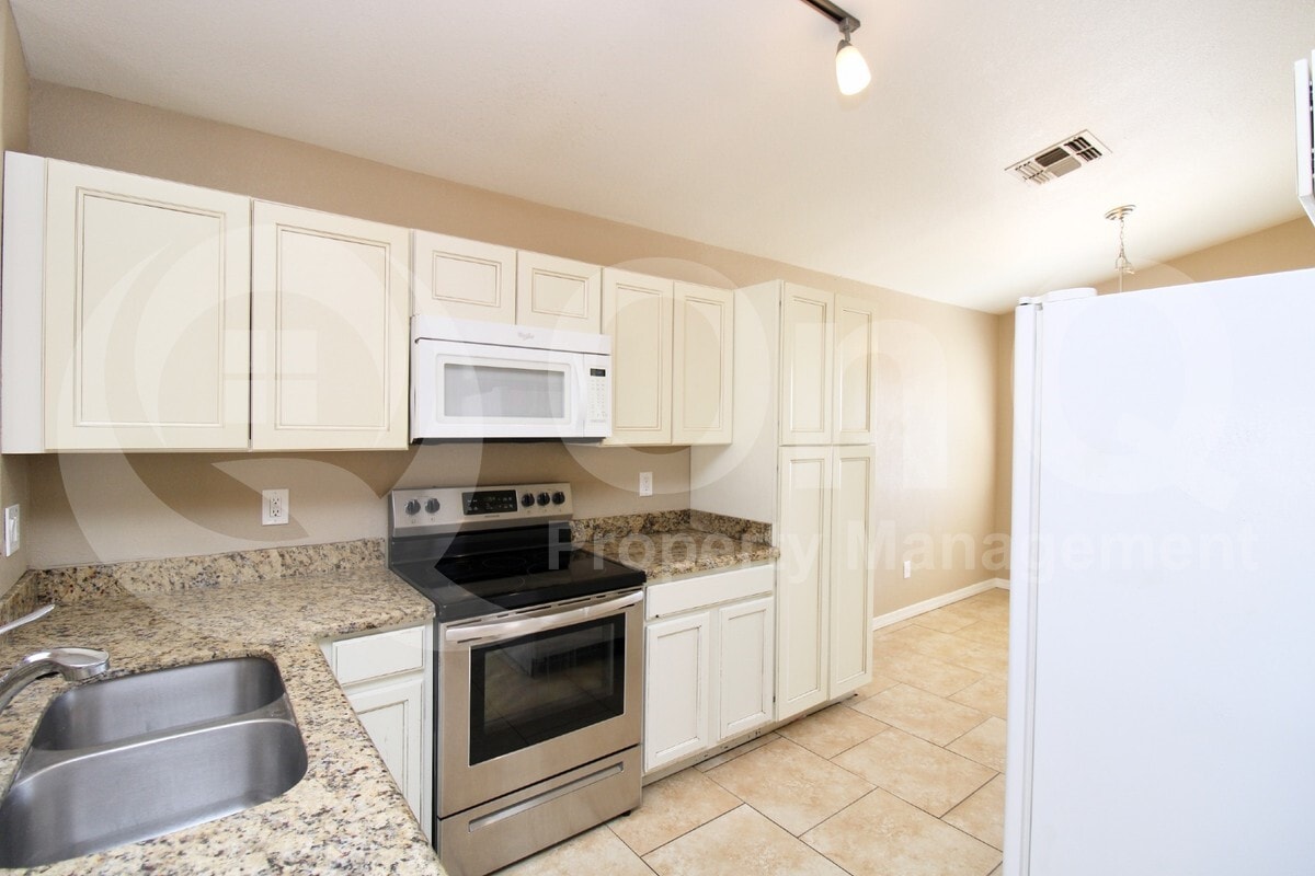 Foto principal - 11514 E Contessa St