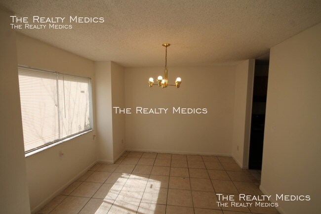 Foto del edificio - 2363 Huntington Green Ct
