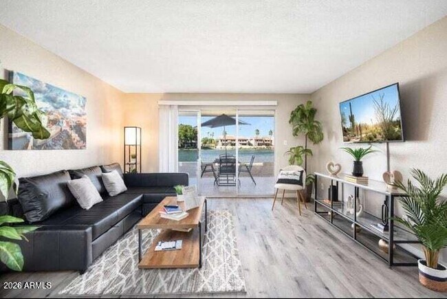 Foto del edificio - 11040 N 28th Dr