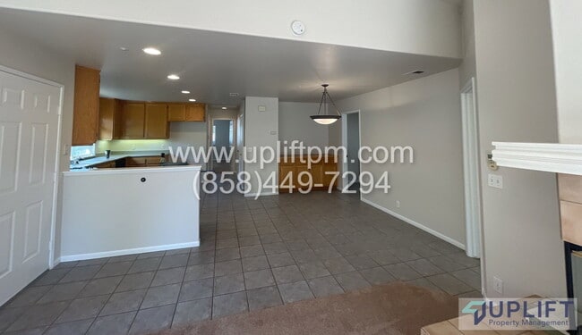 Building Photo - 819 Mimosa Creek Ln