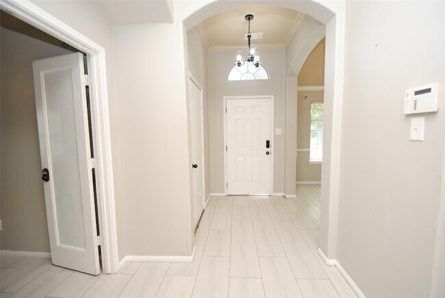 Foto del edificio - 5910 Sugar Field Ln