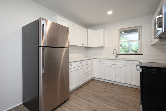 Foto del edificio - Single Family Home