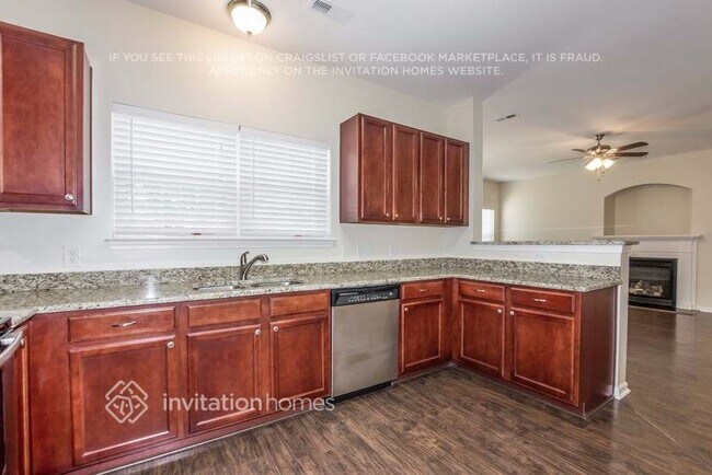 Foto del edificio - 9022 Glenashley Dr