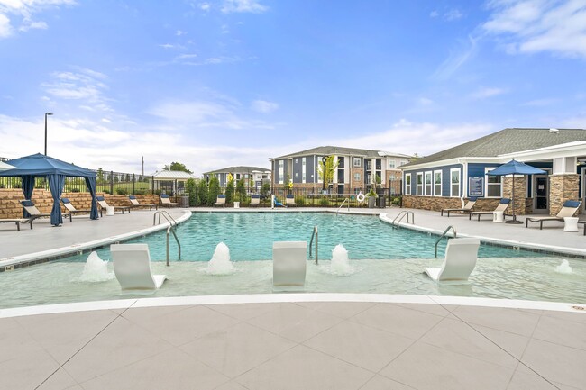 Sparkling Swimming Pool at Hawthorne at the Glen in Concord, NC - Hawthorne at the Glen