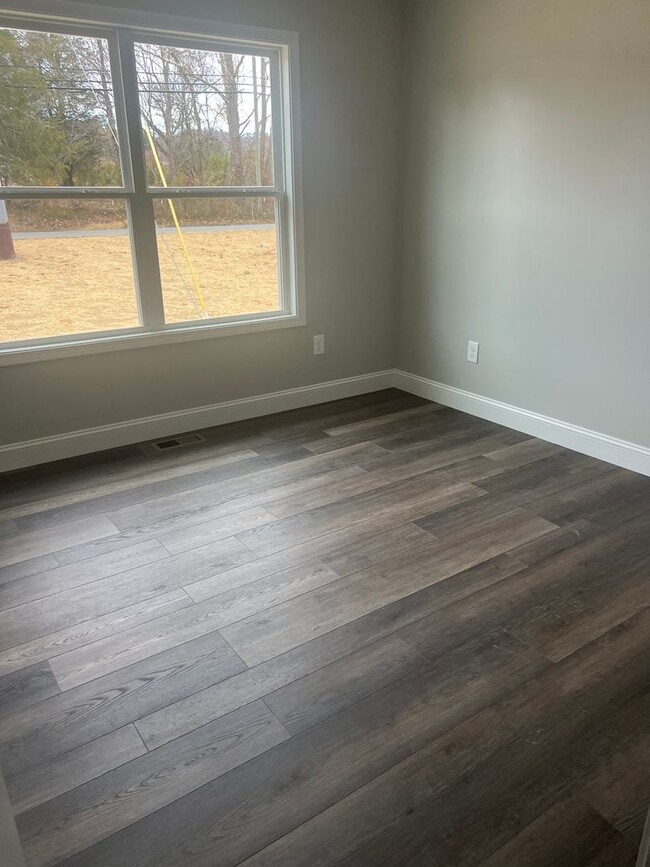Building Photo - Maynardville 37807 - Brand new 3 bedroom, ...