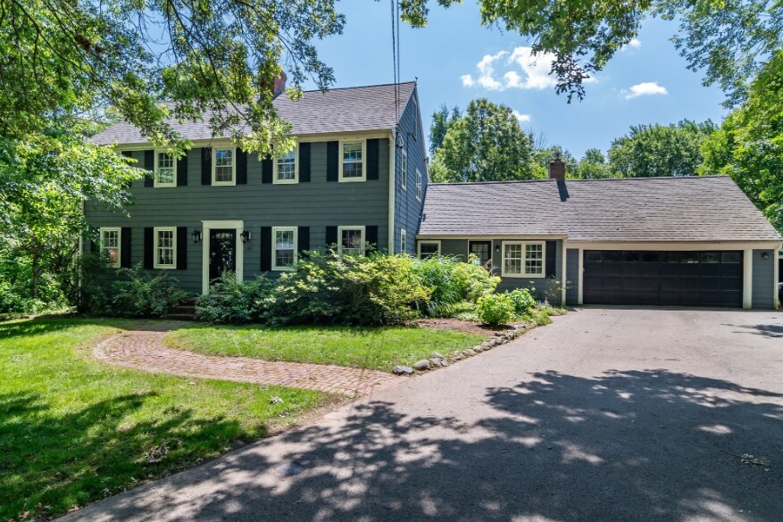 Foto principal - 132 Pelham Island Rd