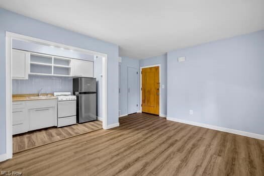 Foto del edificio - 1379 Barlow Rd