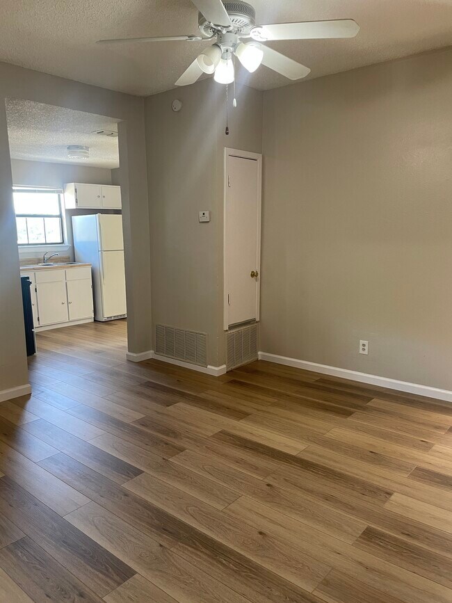 Photo - 1422 Sacramento Apartments