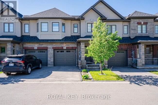 Building Photo - 324 Equestrian Way