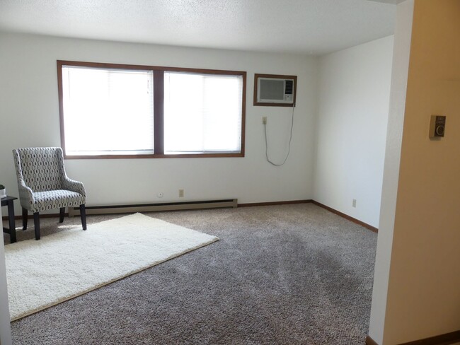 Living Room - Grandview Apartments