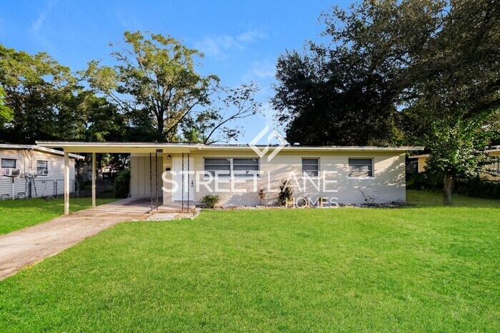 7239 Adele Ct, Jacksonville, FL 32277