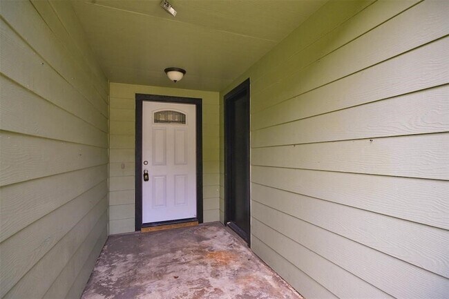 Building Photo - 3530 Dryburgh Ct