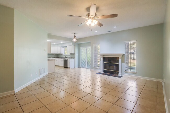 Building Photo - 9524 Pointe Aux Chenes Rd