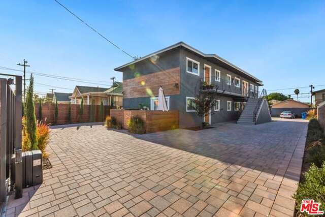 Foto principal - 1317 N Kenmore Ave