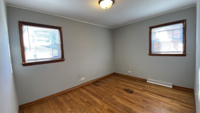 Foto del edificio - 9225 S Euclid Ave