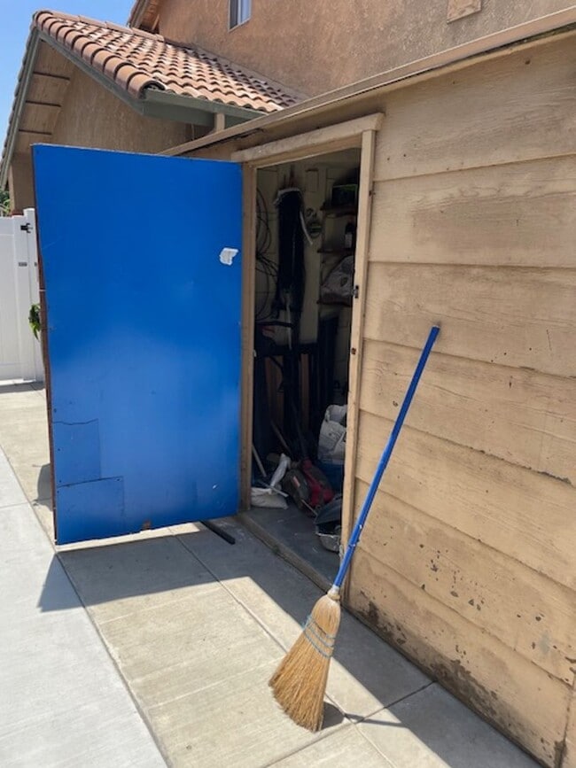 Building Photo - New home!
