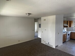 Building Photo - 311 W 620 N