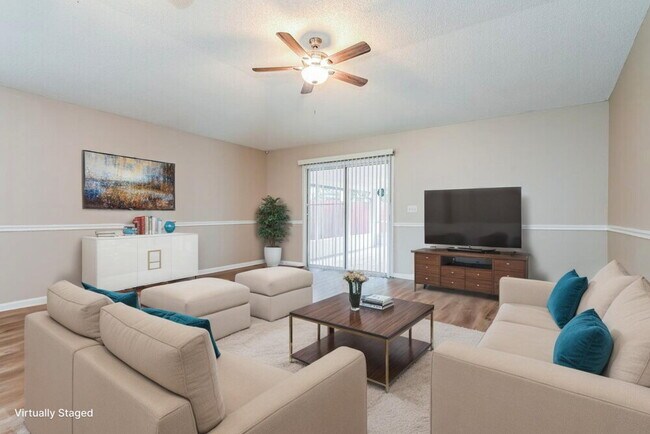 Foto del edificio - 14414 Woodfield Cir S