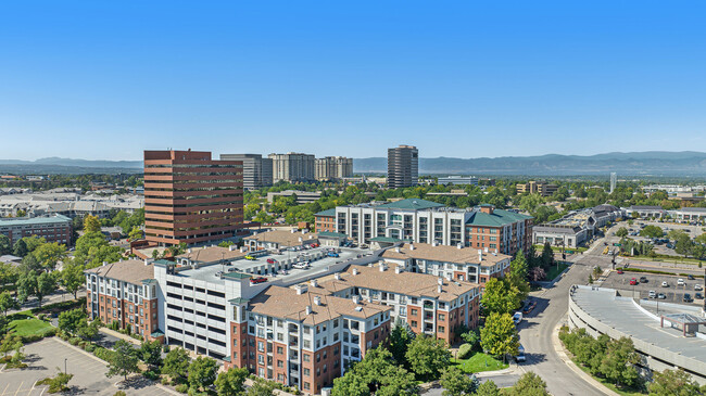 Building Photo - Promenade Place