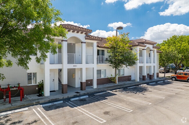 Building Photo - Palm West Apartments