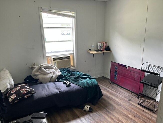 Foto del edificio - 2 Bed 1 Bath Mobile Home