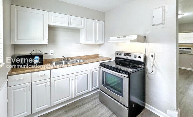 Foto del edificio - 913 E 11th Ave