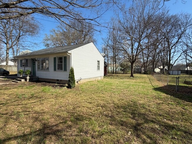 Photo - LIve in beautiful downtown Franklin! House