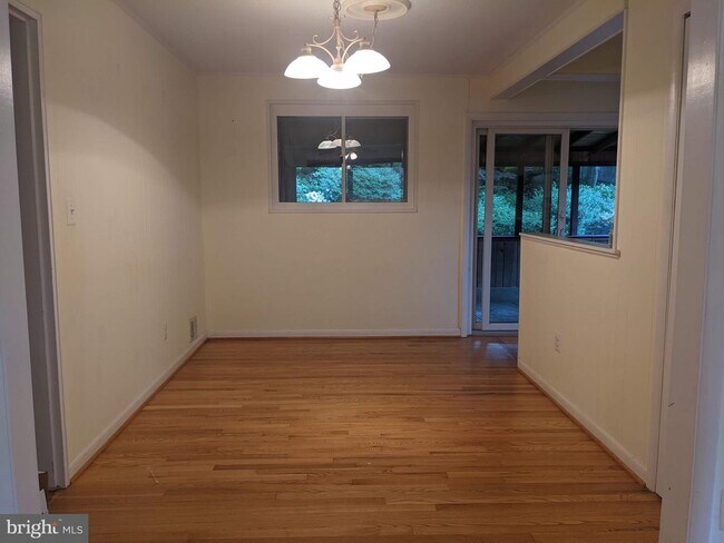 Foto del edificio - 3809 Tedrich Blvd