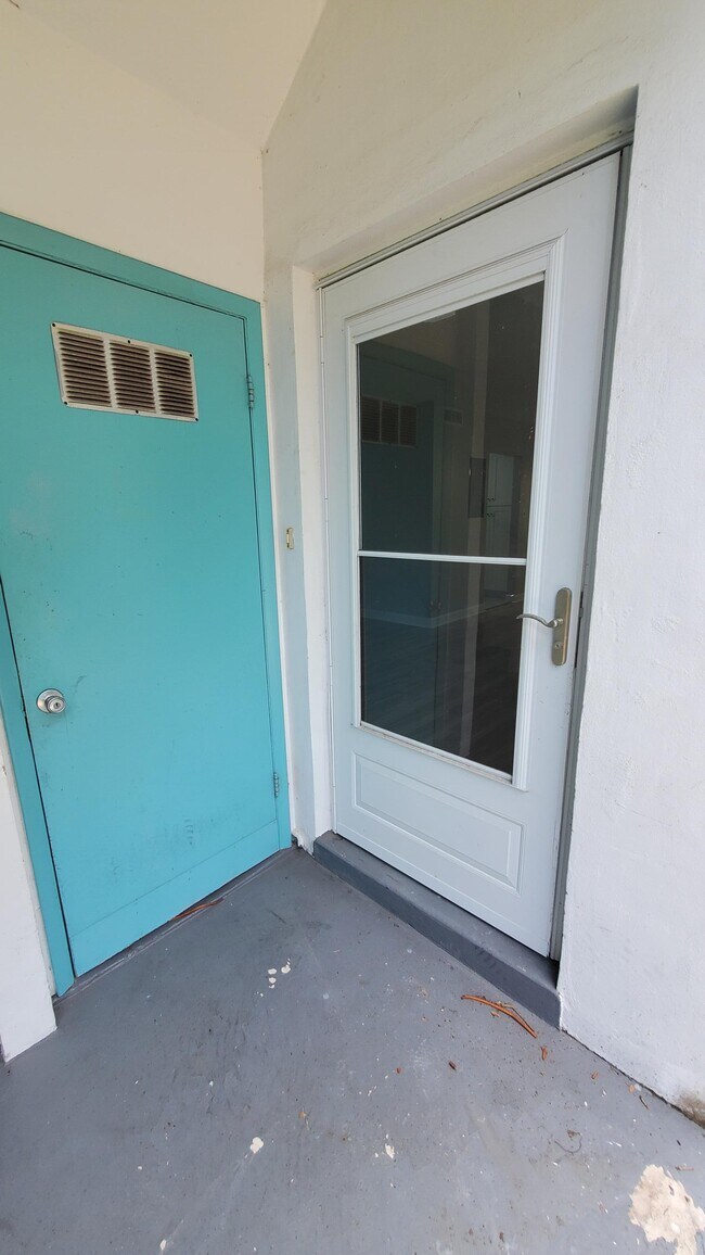 Foto del edificio - 8401 N Atlantic Ave