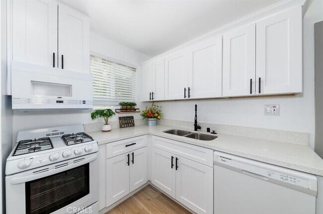 Foto del edificio - 218 E Hullett St