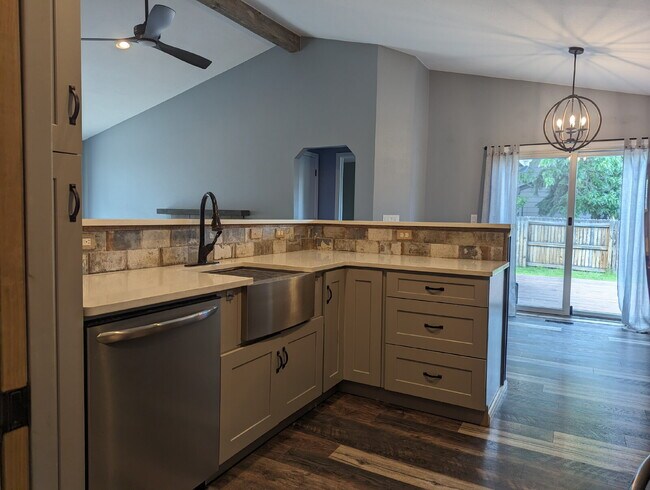 Foto del edificio - Super 3/2 ranch home!