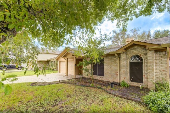 Foto del edificio - 10727 Sagewillow Ln