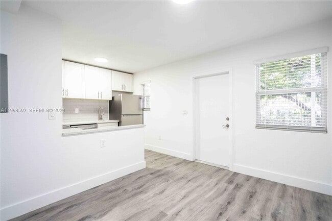 Foto del edificio - 1950 NW 2nd Ct