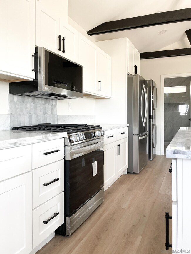 Foto del edificio - 1145 Merritt Ln