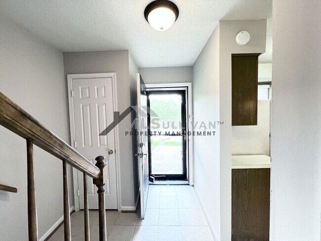 Foto del edificio - 2206 Alpine Rd