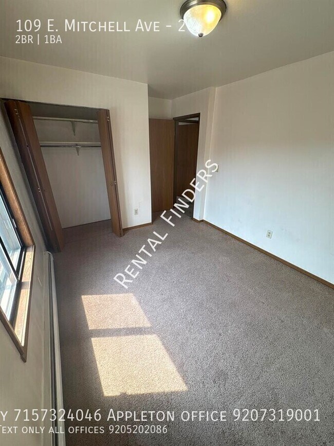 Foto del edificio - 109 E Mitchell Ave