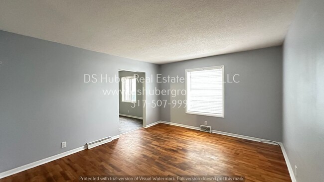 Building Photo - Newly upgraded 2 bed 1 bath single-family ...