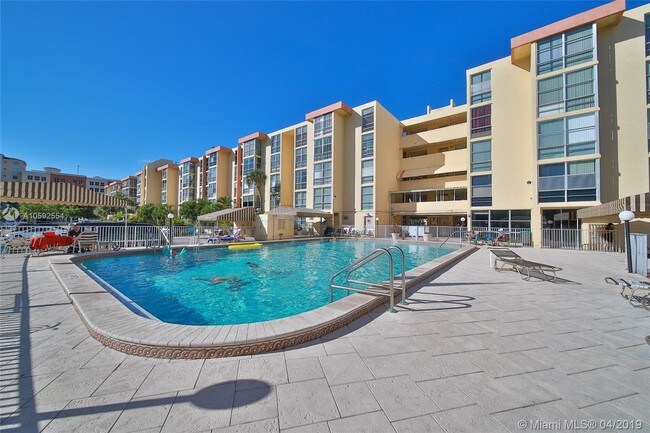 Foto del edificio - 210 172nd St