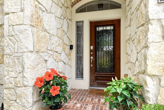 Building Photo - 6306 Cedardale Falls Dr
