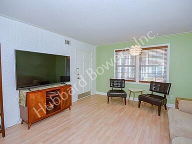 Building Photo - 1700 Dalloz Rd