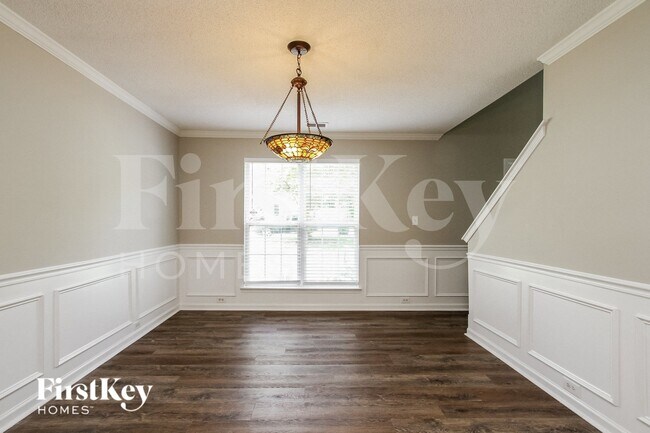 Building Photo - 7526 Lullwater Cove