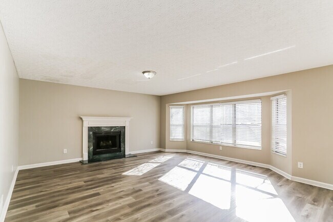 Foto del edificio - 5815 Castleknock Rd