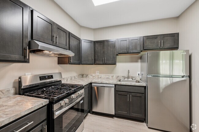 B1 2 habitaciones, 1 baño - 900 pies cuadrados - Cocina - Arbor Court