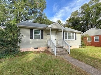 Building Photo - 6400 Kensington Ave