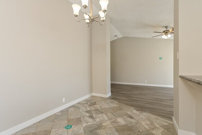 Foto del edificio - 934 Wagon Train Dr