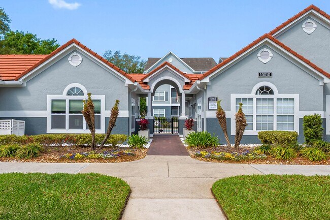 Foto del edificio - The Colony at Deerwood Apartments
