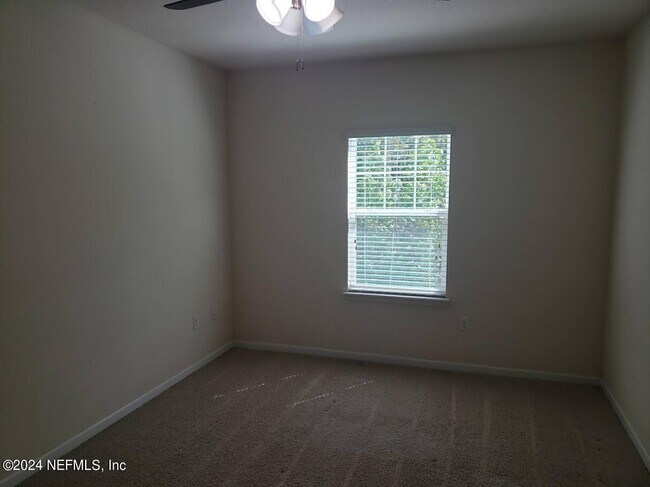 Foto del edificio - 4958 Key Lime Dr